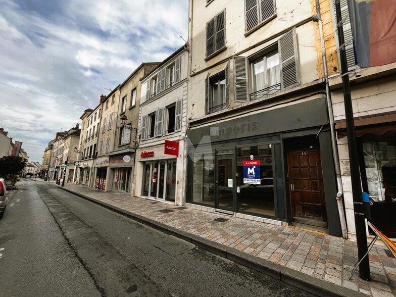 Local commercial dans Melun à louer - Photo de l’immeuble – Image 2 sur 8