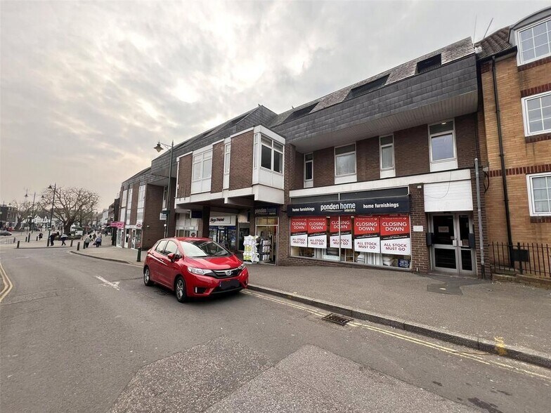 44-50 High St, Rayleigh à louer - Photo de l’immeuble – Image 1 sur 12