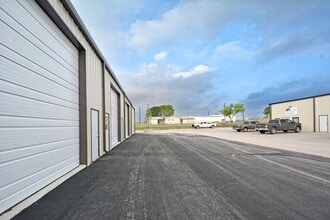 5277 FM 1044, New Braunfels, TX à louer Photo de l’immeuble– Image 2 sur 28