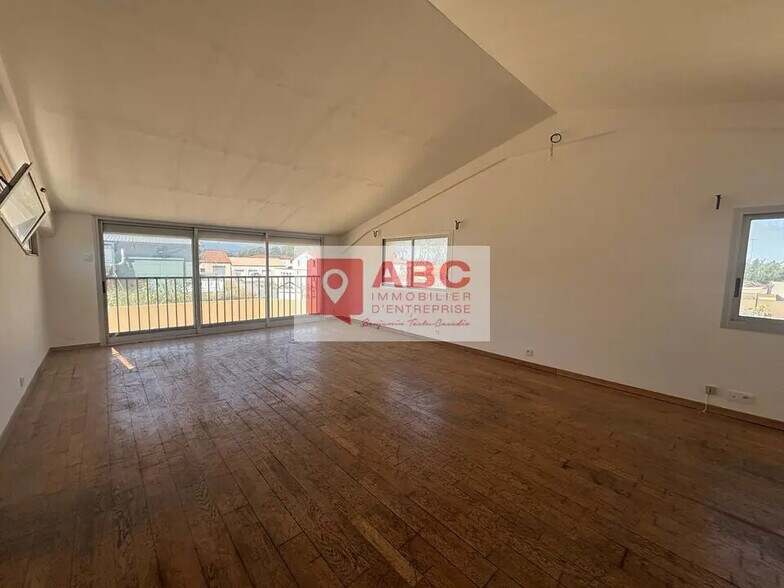 Local d’activités dans Villelongue-dels-Monts à louer - Photo intérieure – Image 3 sur 9