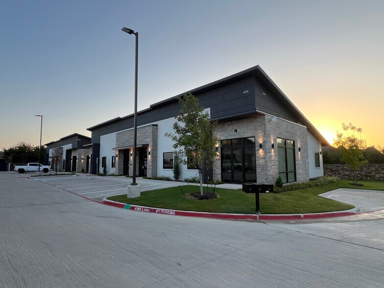 8810 Collin McKinney Pkwy, McKinney, TX à vendre - Photo de l’immeuble – Image 2 sur 5