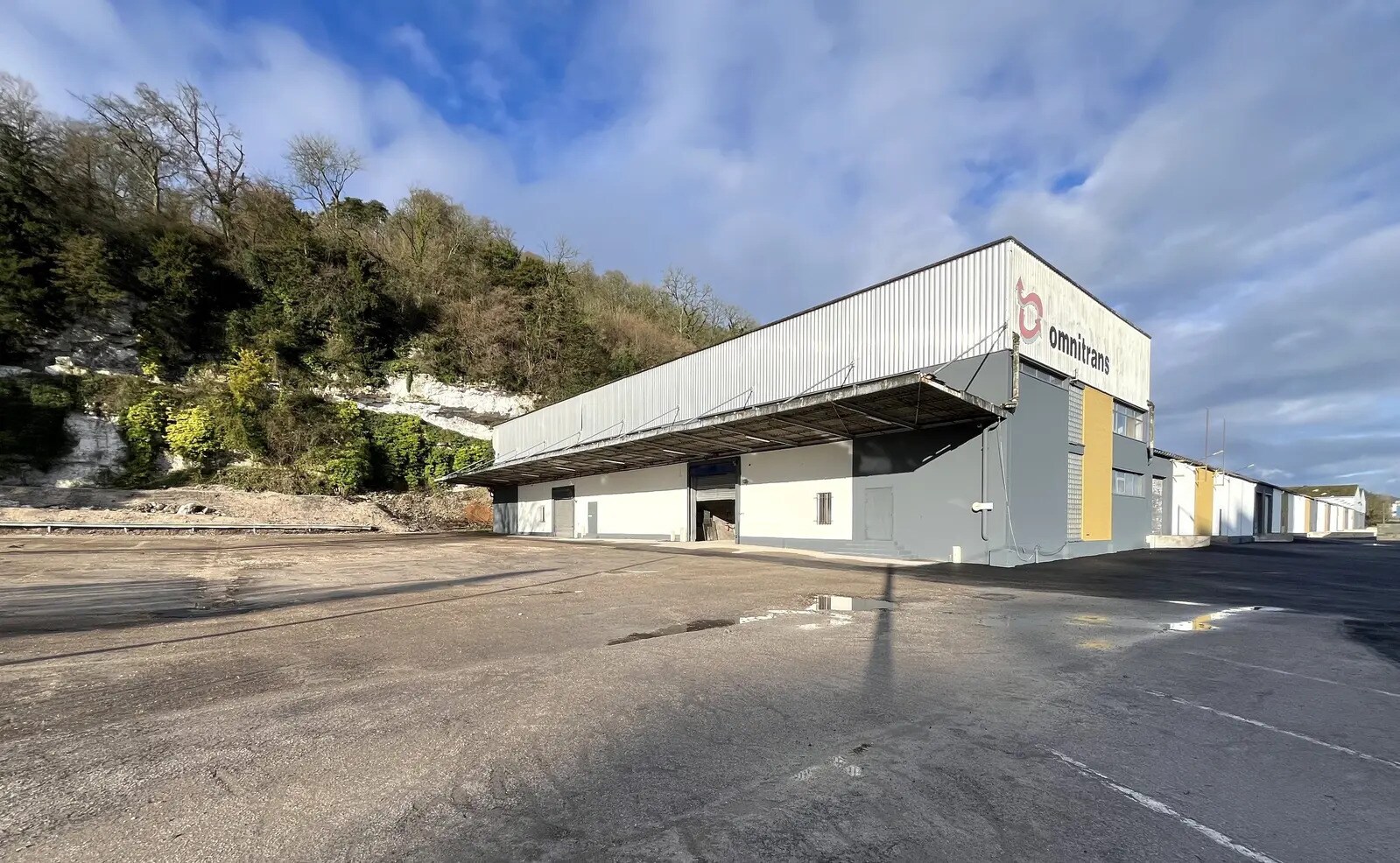 Industriel/Logistique dans Canteleu à vendre Photo de l’immeuble– Image 1 sur 4