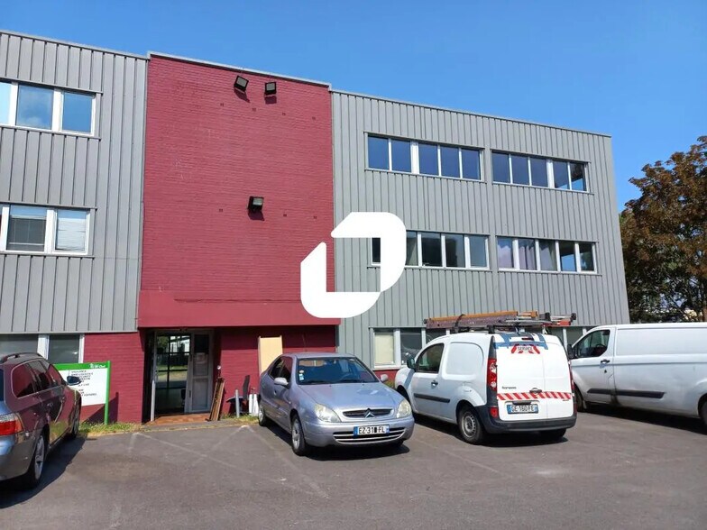 24 Rue Paul Langevin, Lezennes à louer - Photo de l’immeuble – Image 1 sur 10