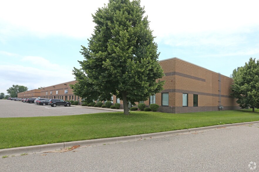 21021 Heron Way, Lakeville, MN à louer - Photo de l’immeuble – Image 2 sur 2