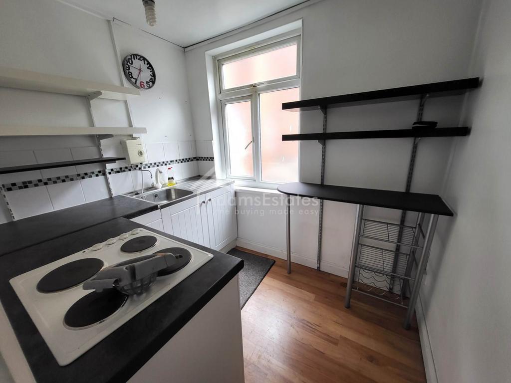 6 Crackenedge Ln, Dewsbury à louer Photo intérieure– Image 1 sur 3