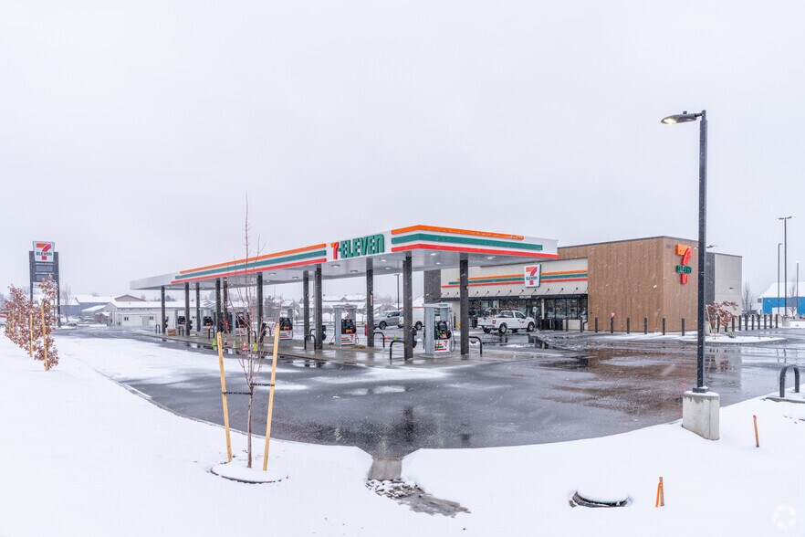 768 N Pleasant View Rd, Post Falls, ID à louer - Photo principale – Image 2 sur 4