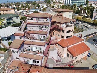 Plus de détails pour 1111-1121 Sunvue Pl, Los Angeles, CA - Logement à vendre