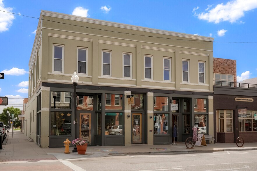 Downtown Littleton Retail/Office portefeuille de 3 biens à vendre sur LoopNet.fr - Photo de l’immeuble – Image 2 sur 4