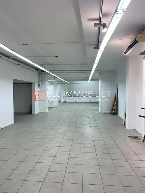 Plus de détails pour Local commercial à vendre