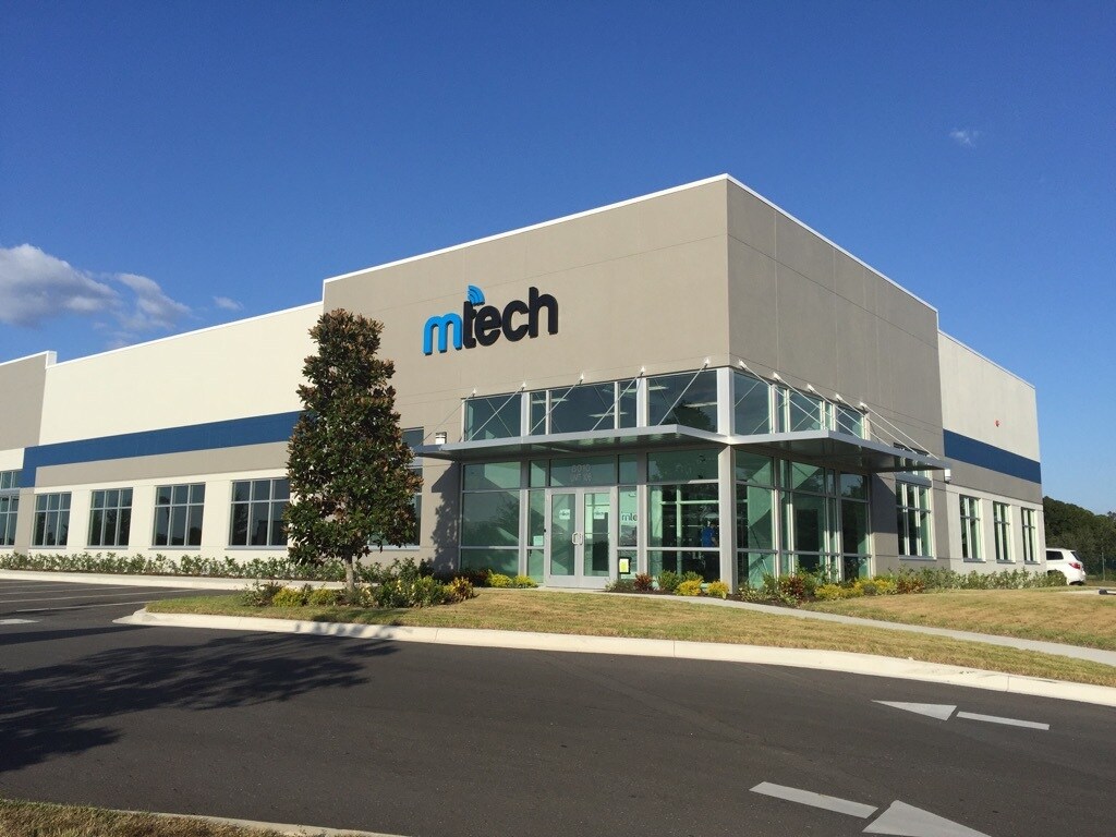 8010 25th Ct E, Sarasota, FL à louer Photo principale– Image 1 sur 19