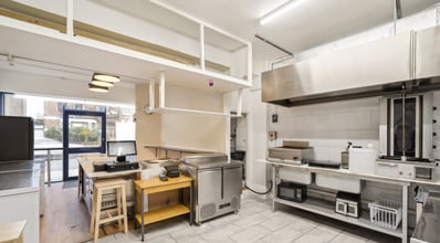 79 Greenford Ave, Londres à louer Photo intérieure– Image 2 sur 6