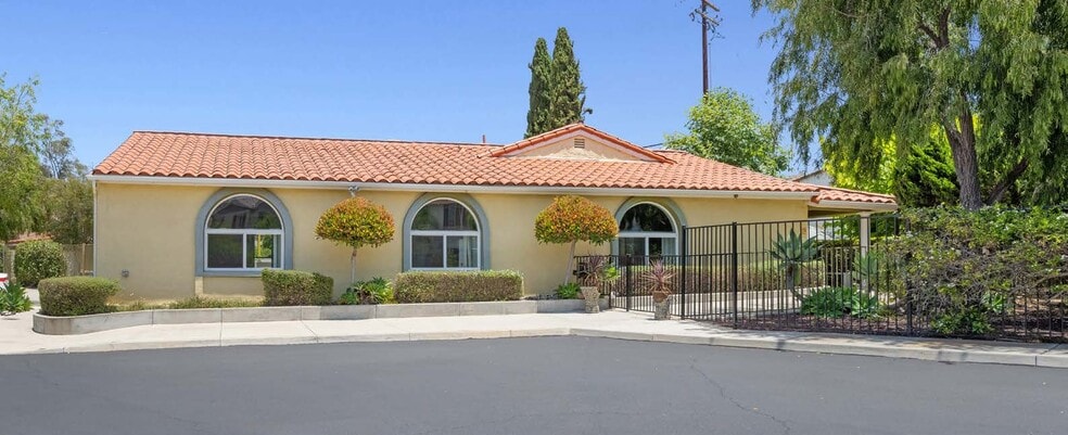 867 Sycamore Ave, Vista, CA à louer - Photo principale – Image 1 sur 5