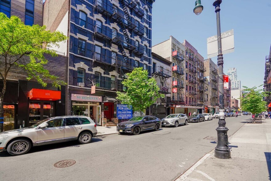110 Ludlow St, New York, NY à louer - Photo de l’immeuble – Image 3 sur 7