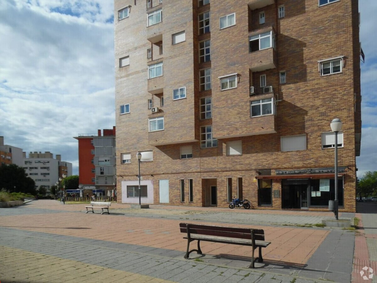 Plaza del Mar Caribe, 1, Coslada, MAD 28820 - Lot Esc. 3 -  - Photo intérieure - Image 1 of 9