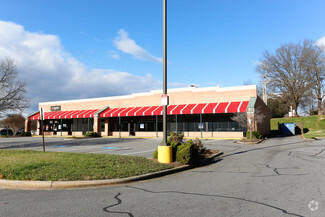 Plus de détails pour 1540-1550 E Broad St, Statesville, NC - Local commercial à louer