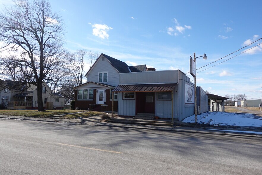 714 S Henderson St, Galesburg, IL à vendre - Photo de l’immeuble – Image 3 sur 46