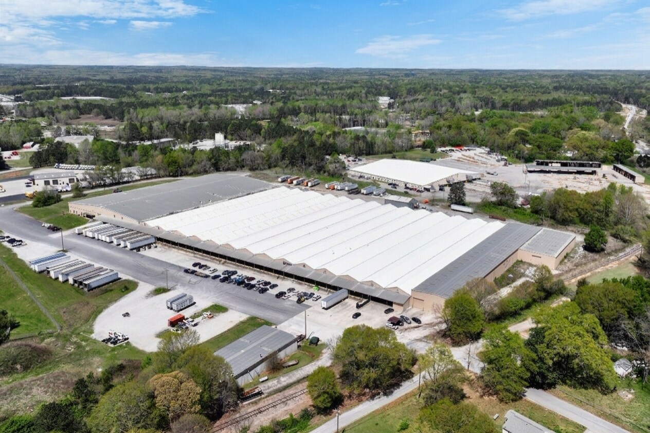 34 E Industrial Ct, Villa Rica, GA à louer Photo principale– Image 1 sur 2