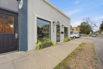 1207 W 47th St, Kansas City, MO à louer Photo de l’immeuble– Image 2 sur 17