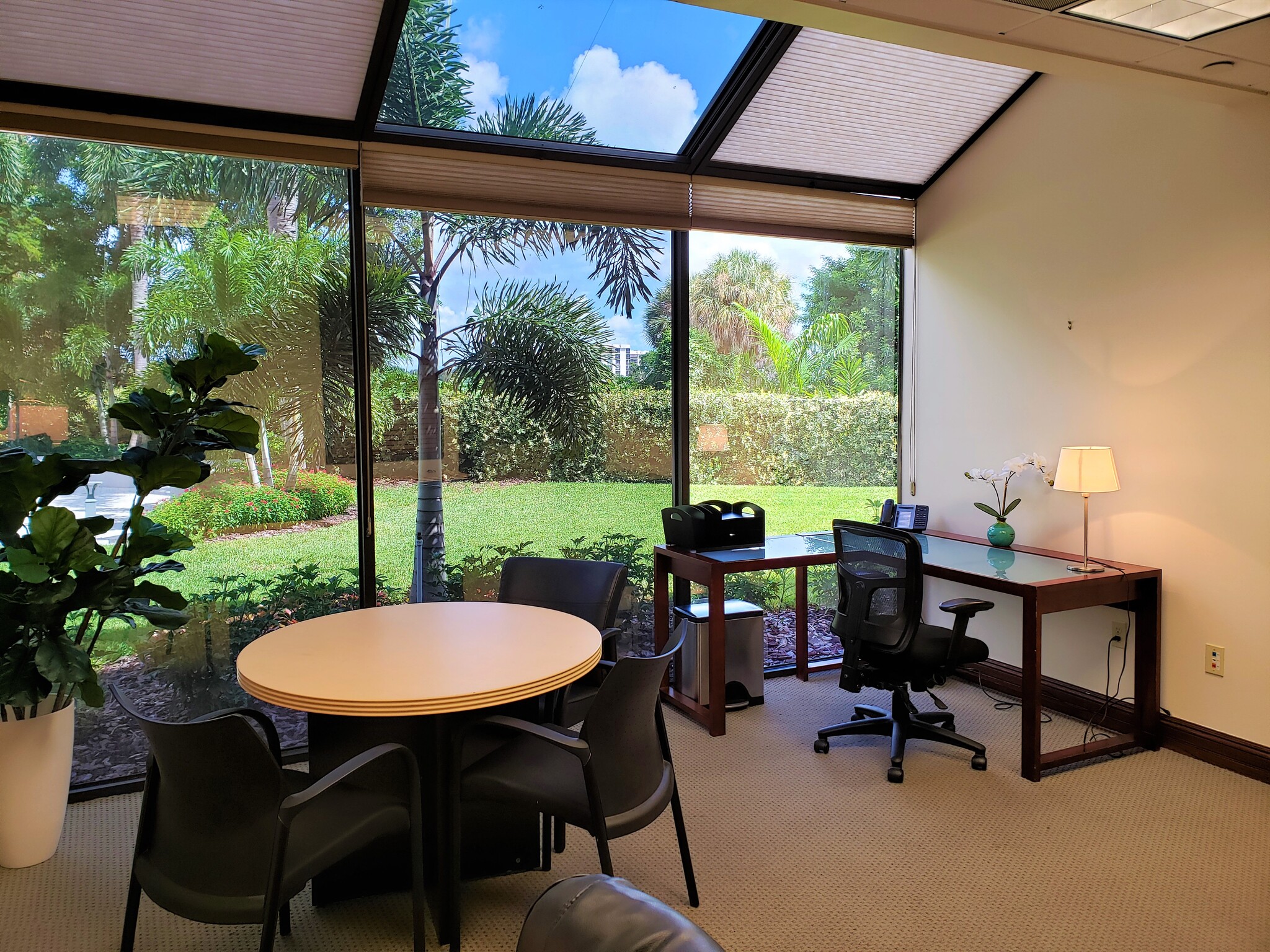 7777 Glades Rd, Boca Raton, FL à louer Photo intérieure– Image 1 sur 7