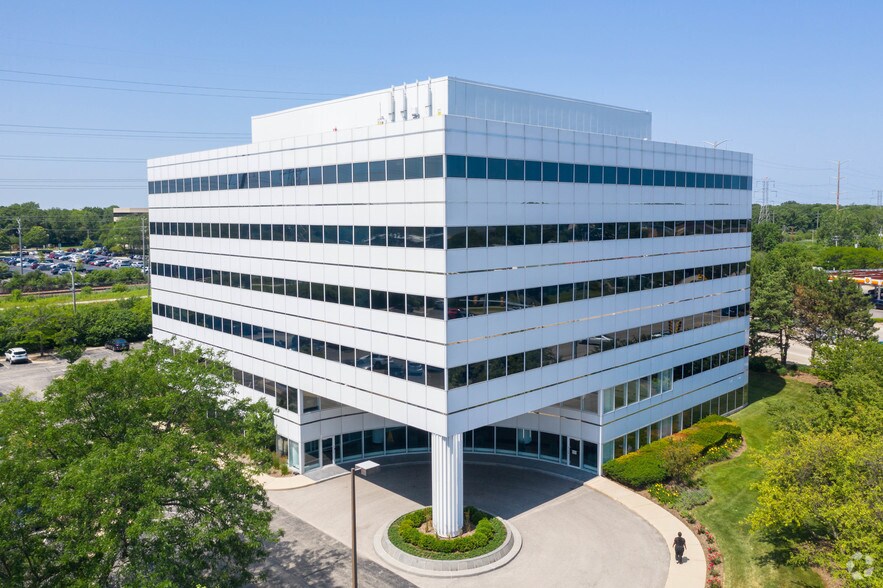 40 Skokie Blvd, Northbrook, IL à vendre - Photo de l’immeuble – Image 3 sur 16