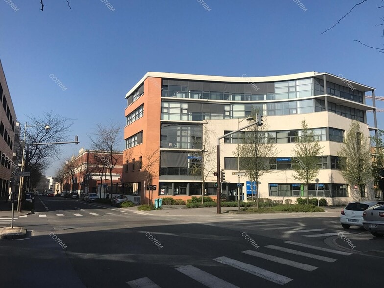 10 Rue Edouard Mignot, Reims à louer - Photo de l’immeuble – Image 1 sur 4