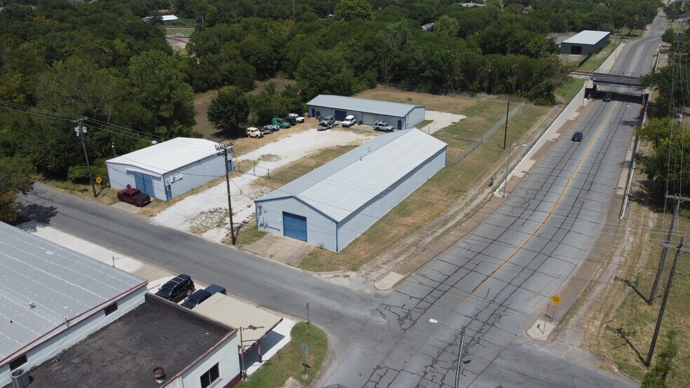 309 N East St, Sherman, TX à louer - Photo de l’immeuble – Image 3 sur 15