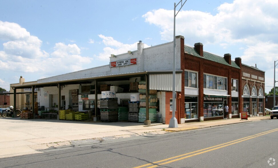 736 S Main St, Burlington, NC à vendre - Photo de l’immeuble – Image 3 sur 19