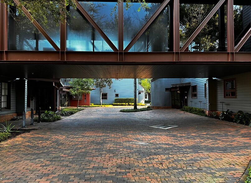 165 Lincoln Ave, Winter Park, FL à louer - Photo de l’immeuble – Image 2 sur 9