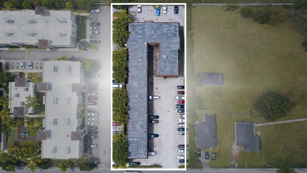 13380 Port Said Rd, Opa-locka, FL à vendre - Photo de l’immeuble – Image 2 sur 7