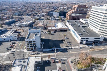 449 S Virginia St, Reno, NV à vendre - Photo de l’immeuble – Image 3 sur 5