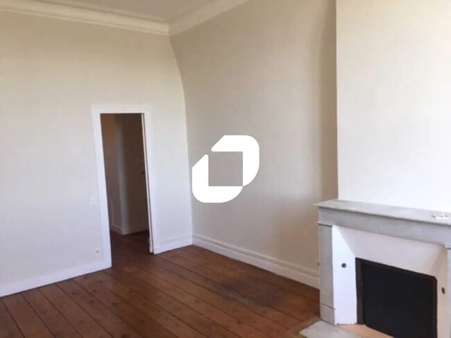 Plus de détails pour Bureau à vendre