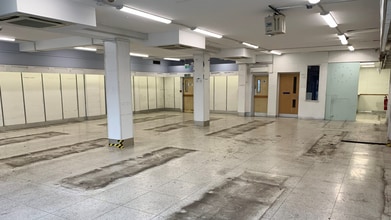 9-11 Old Church Rd, Londres à louer Photo intérieure– Image 2 sur 2