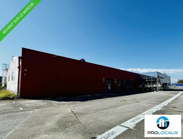 Local commercial dans Chambly à vendre - Photo de l’immeuble – Image 2 sur 12