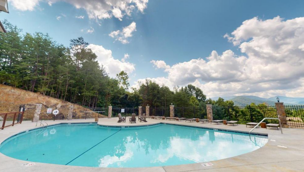448 Day Springs Rd, Pigeon Forge, TN à vendre - Photo de l’immeuble – Image 3 sur 7