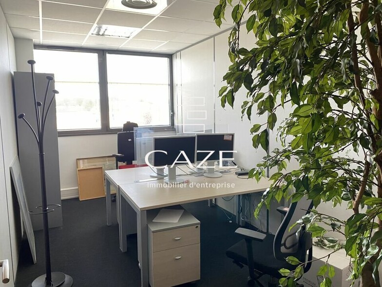 Bureau dans Villenave-d'Ornon à vendre - Photo intérieure – Image 3 sur 7