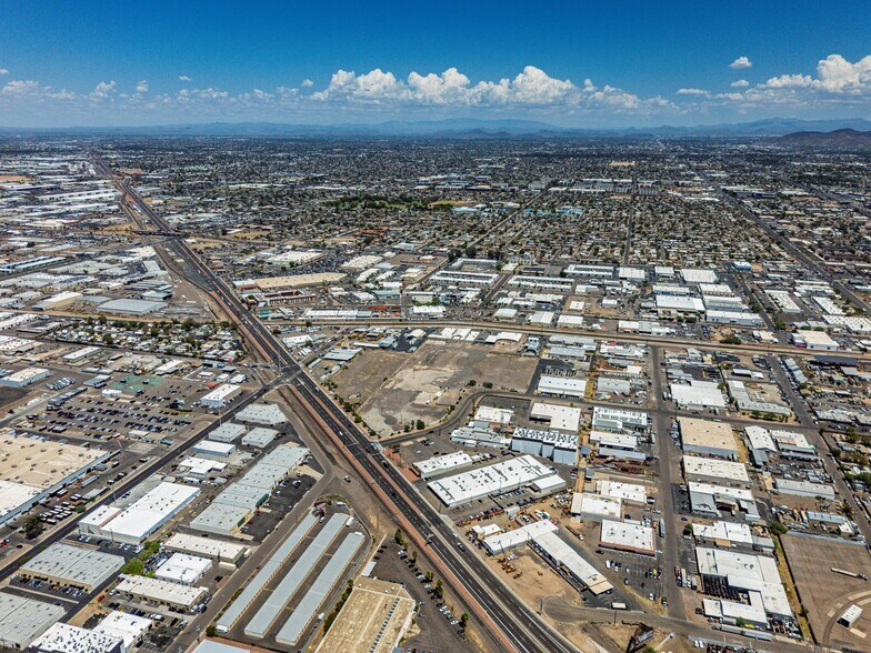 2956 W Osborn Rd, Phoenix, AZ à vendre - Photo de l’immeuble – Image 2 sur 6