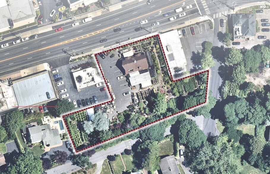 1050-1056 Northern Blvd, Roslyn, NY à louer - Photo de l’immeuble – Image 2 sur 2