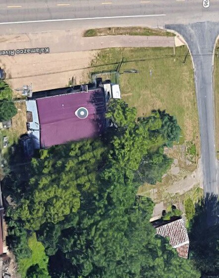 7600 E Michigan Ave, Kalamazoo, MI à vendre - Photo de l’immeuble – Image 2 sur 2