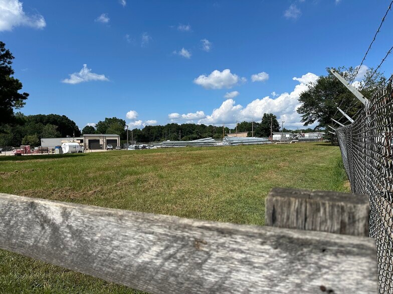 0 Georgia Industrial Ave., Carrollton, GA à louer - Photo de l’immeuble – Image 3 sur 14