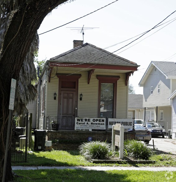 813 S Carrollton Ave, New Orleans, LA à vendre - Photo de l’immeuble – Image 1 sur 4
