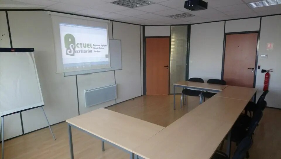 Bureau dans Évreux à vendre Photo intérieure– Image 1 sur 4