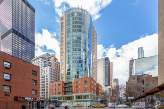 Plus de détails pour 250 E 49th St, New York, NY - Local commercial à louer