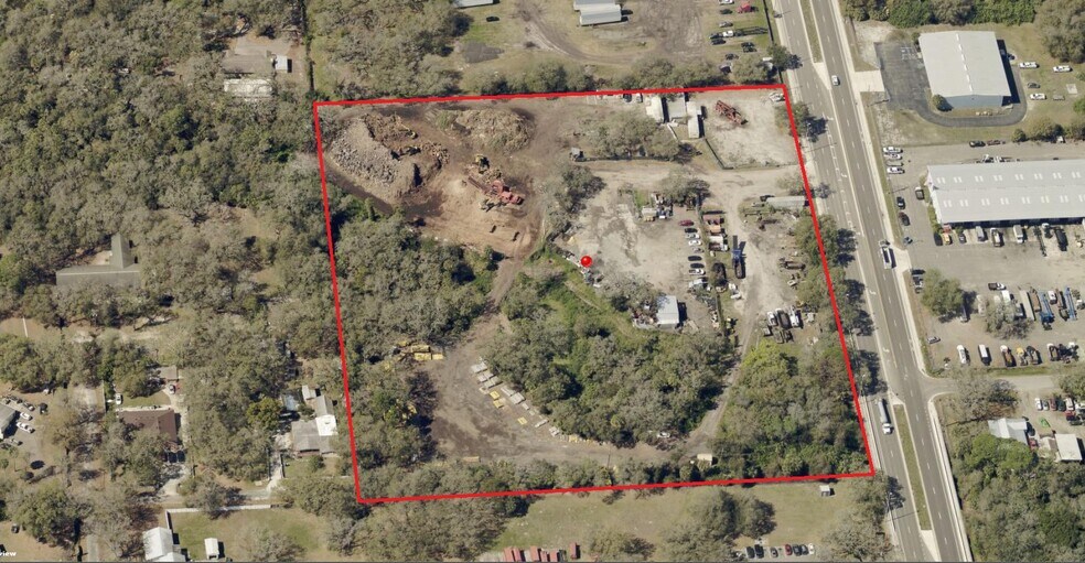 5515 Causeway Blvd, Tampa, FL à louer - Photo de l’immeuble – Image 3 sur 15