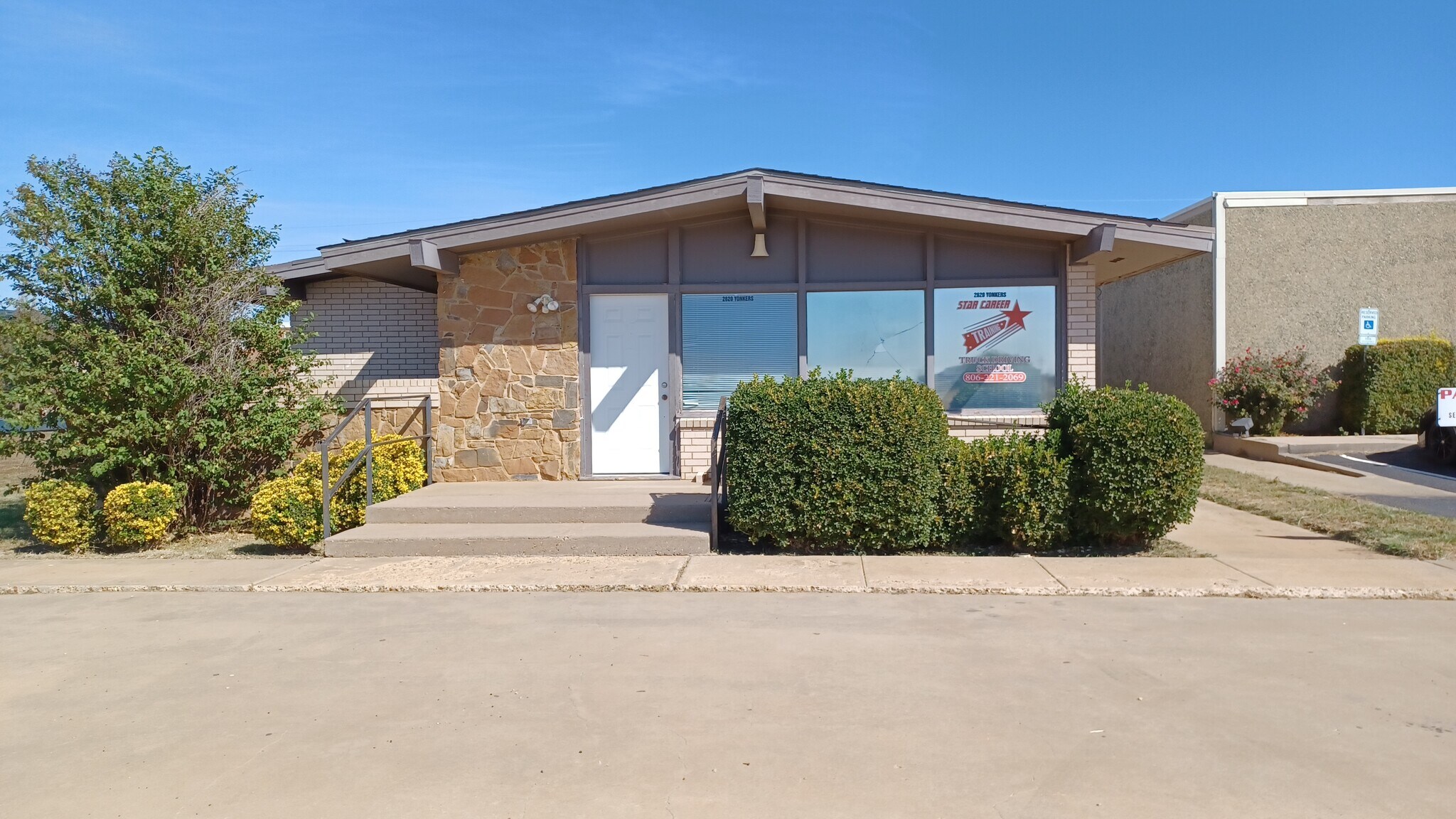 2620 Yonkers St, Plainview, TX à vendre Photo de l’immeuble– Image 1 sur 29