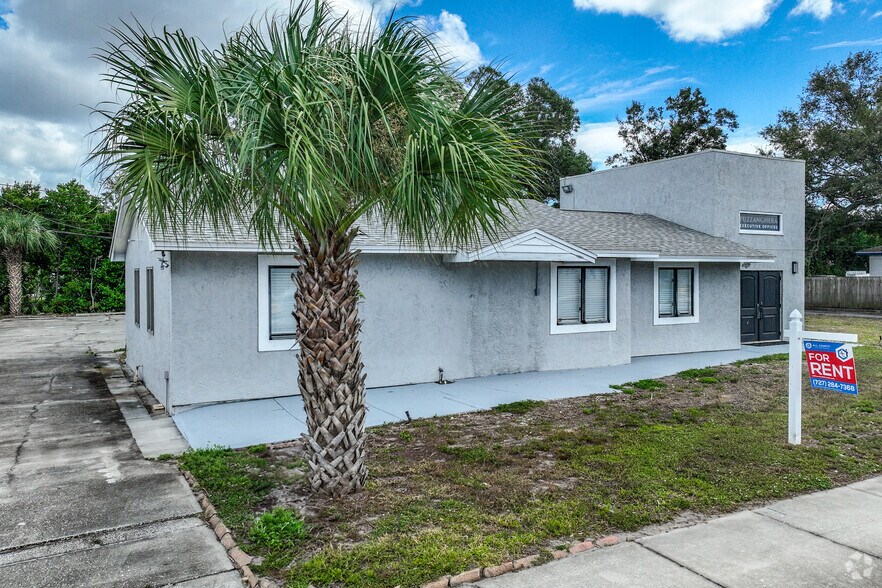 1471 S Missouri Ave, Clearwater, FL à louer - Photo de l’immeuble – Image 3 sur 19