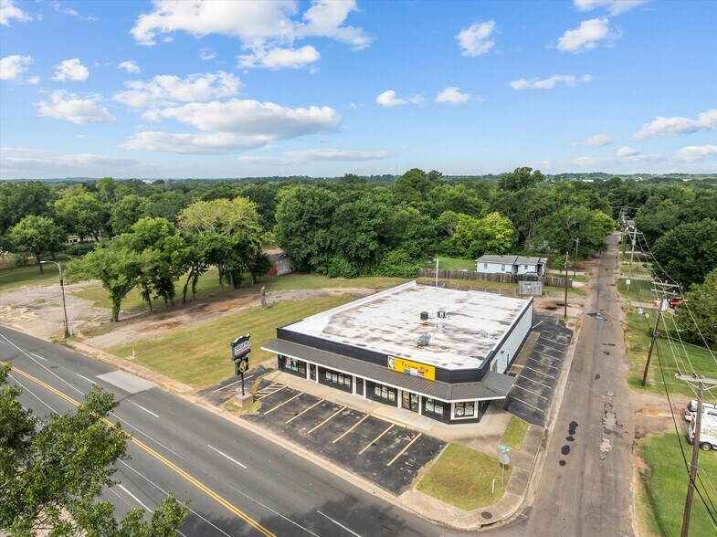 401-405 S High St, Longview, TX à vendre - Photo de l’immeuble – Image 3 sur 37