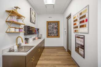 449 S Loop 336 W, Conroe, TX à louer Photo intérieure– Image 2 sur 15