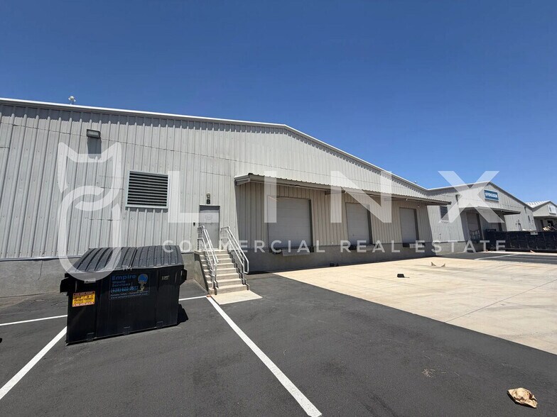 444 N Industrial Dr, St George, UT à louer - Photo de l’immeuble – Image 2 sur 7