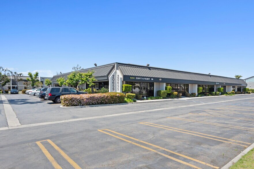 20655 S Western Ave, Torrance, CA à louer - Photo de l’immeuble – Image 1 sur 12