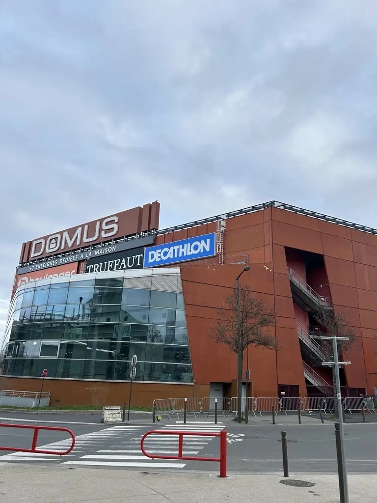 16 Rue De Lisbonne, Rosny-sous-Bois à louer Photo de l’immeuble– Image 1 sur 3